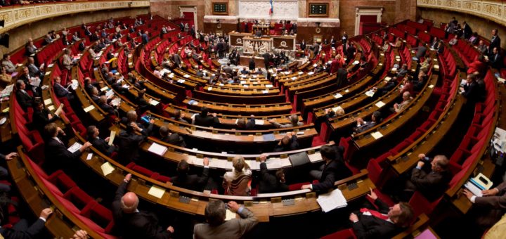 Panorama de l'hémicyle de l'Assemblée nationale